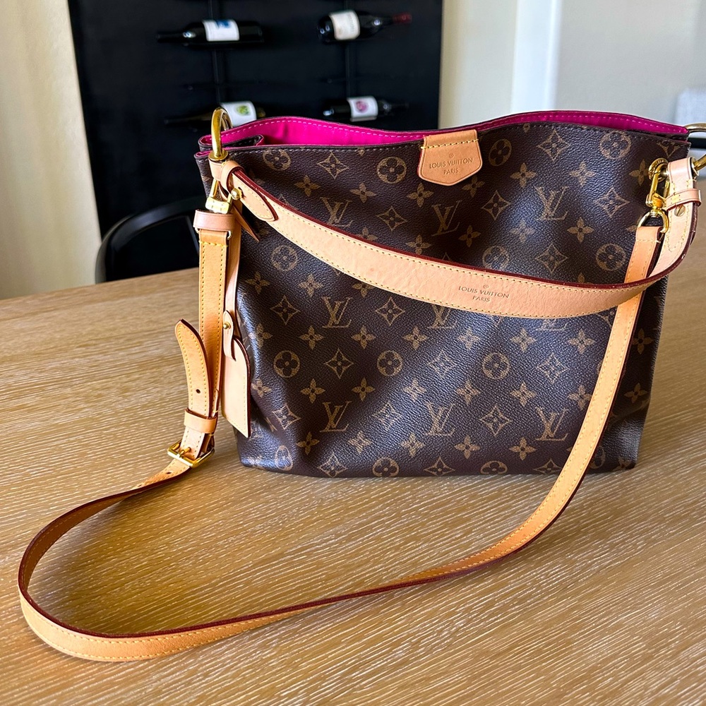 Louis Vuitton Graceful PM Peony - in excellent condition!